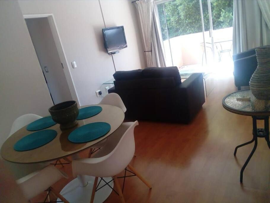 יוהנסבורג Daisy St -One Bedroom Apartment מראה חיצוני תמונה