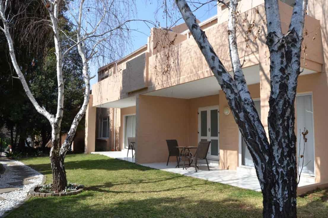 יוהנסבורג Daisy St -One Bedroom Apartment מראה חיצוני תמונה